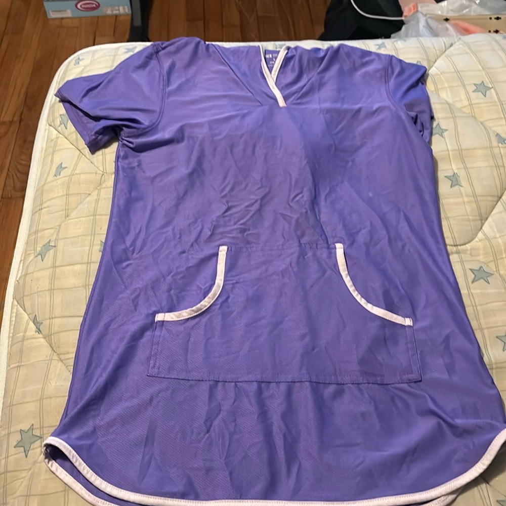 Selling because no longer fits